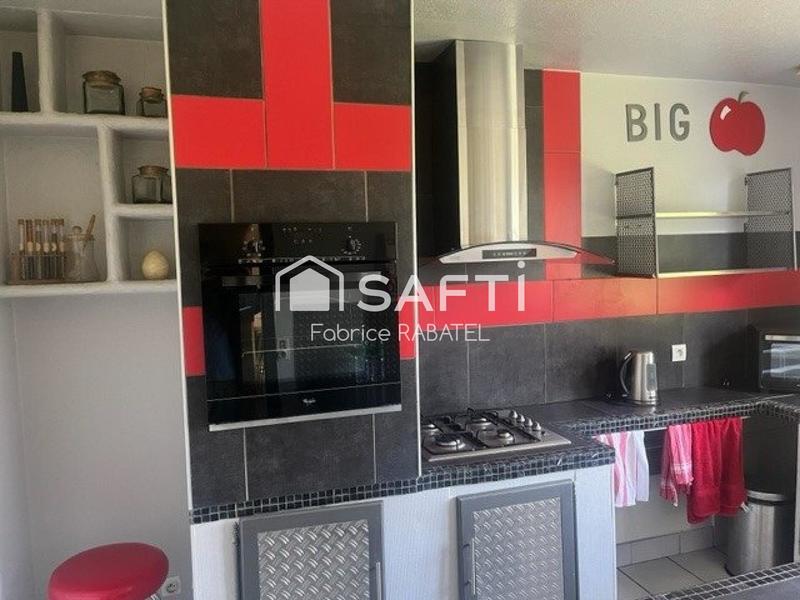 Maison - 140 m² - 5 pièces