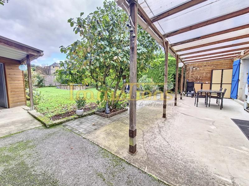 Maison - 140 m² - 6 pièces