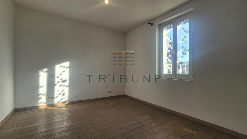 Appartement - 120 m² - 5 pièces