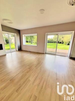 Maison - 147 m² - 6 pièces