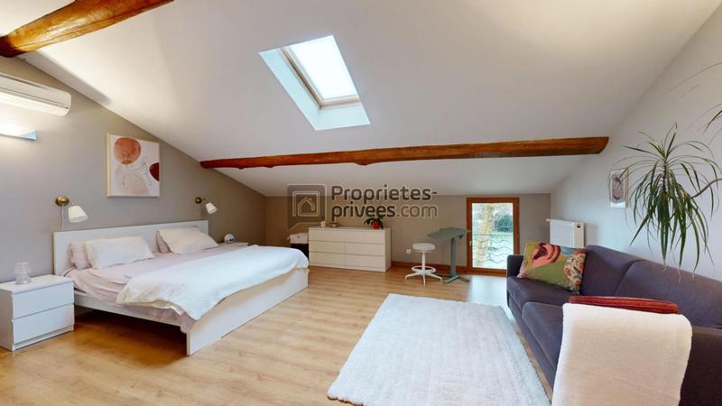 Maison - 280 m² - 7 pièces