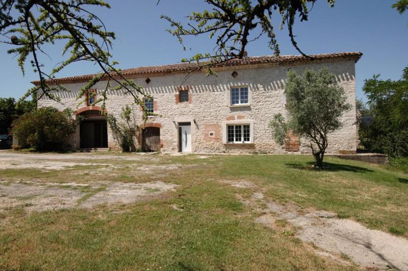 Propriété - 265 m² - 7 pièces