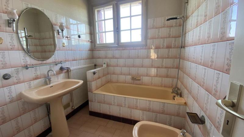 Pavillon - 111 m² - 5 pièces