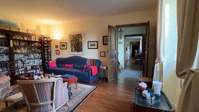 Propriété - 407 m² - 13 pièces