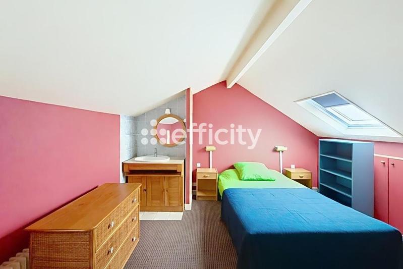 Appartement - 110 m² - 5 pièces