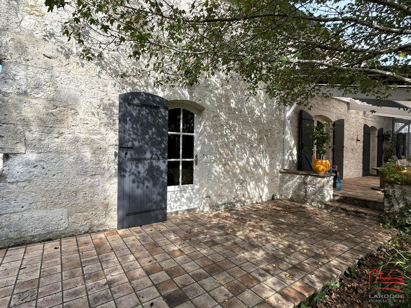 Maison - 191 m² - 7 pièces