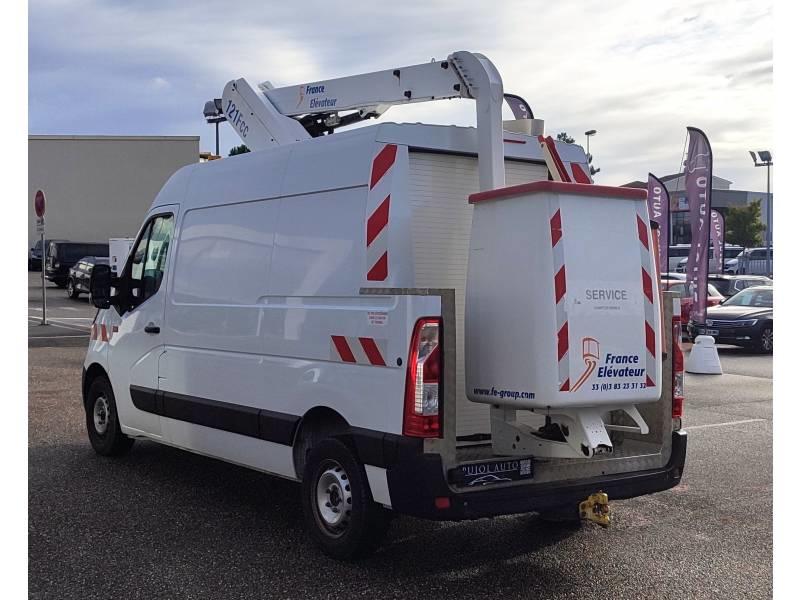 Renault Master Fourgon Fgn Nacelle L2h2 3.5t 2.3 dCi 130 2 Places Confort