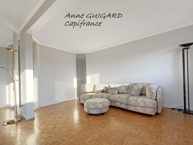 Appartement - 80 m² - 4 pièces