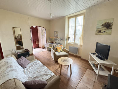 Maison - 104 m² - 4 pièces