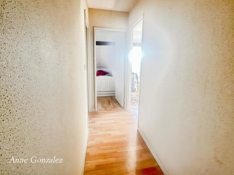 Appartement - 107 m² - 6 pièces