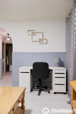 Chambre - 9 m² - 1 pièce