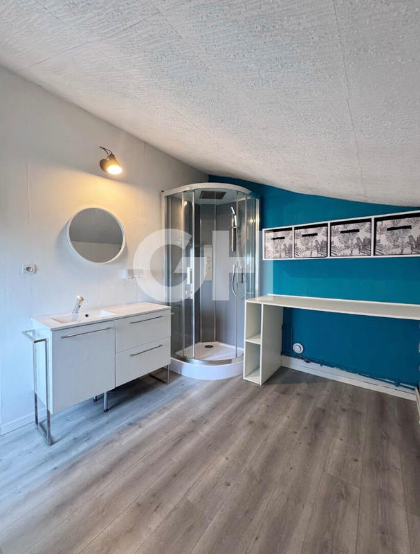 Maison - 80 m² - 3 pièces