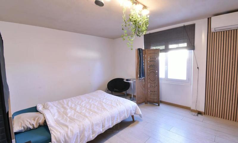 Maison de ville - 104 m² - 5 pièces