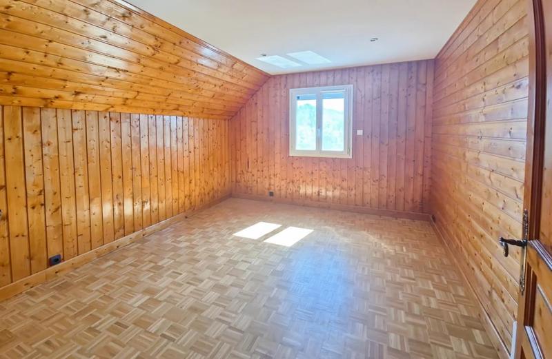 Maison - 190 m² - 7 pièces