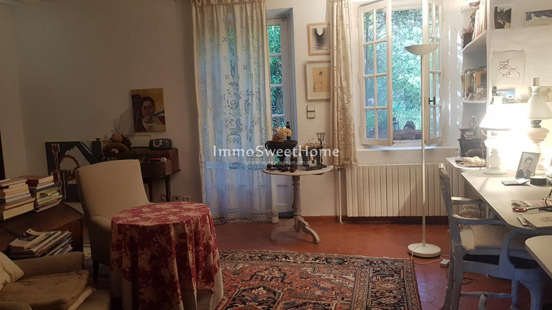 Mas - 338 m² - 14 pièces