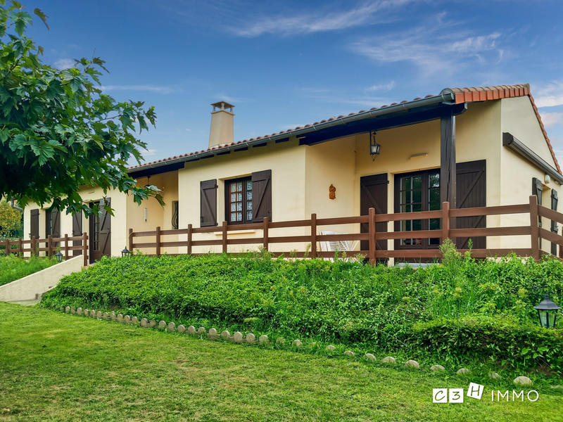 Maison - 114 m² - 5 pièces