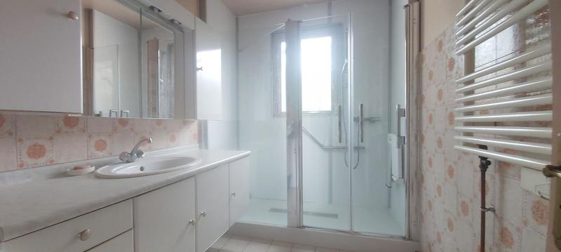 Maison - 121 m² - 6 pièces