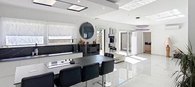 Maison - 160 m² - 5 pièces