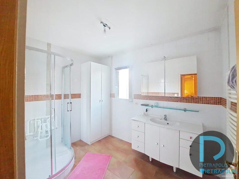 Appartement - 122 m² - 5 pièces