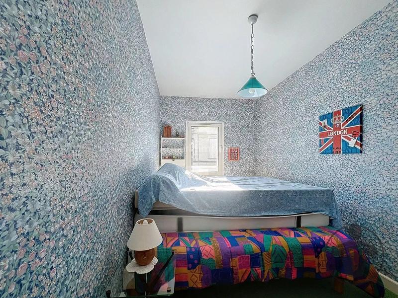 Maison - 252 m² - 9 pièces