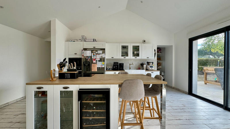 Maison - 140 m² - 5 pièces