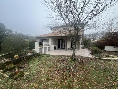 Maison - 154 m² - 6 pièces