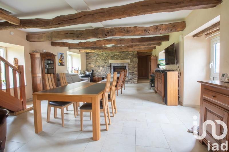 Maison - 340 m² - 11 pièces