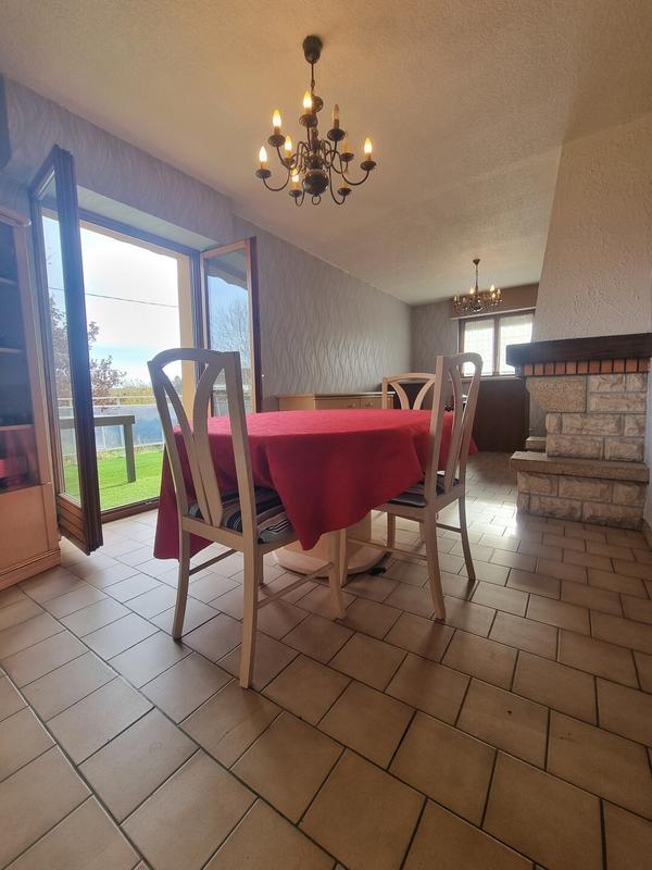 Maison - 123 m² - 5 pièces