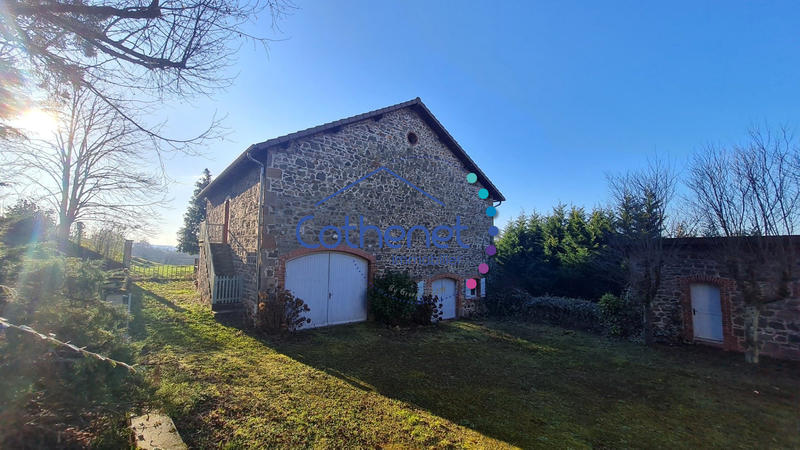 Maison ancienne - 256 m² - 8 pièces