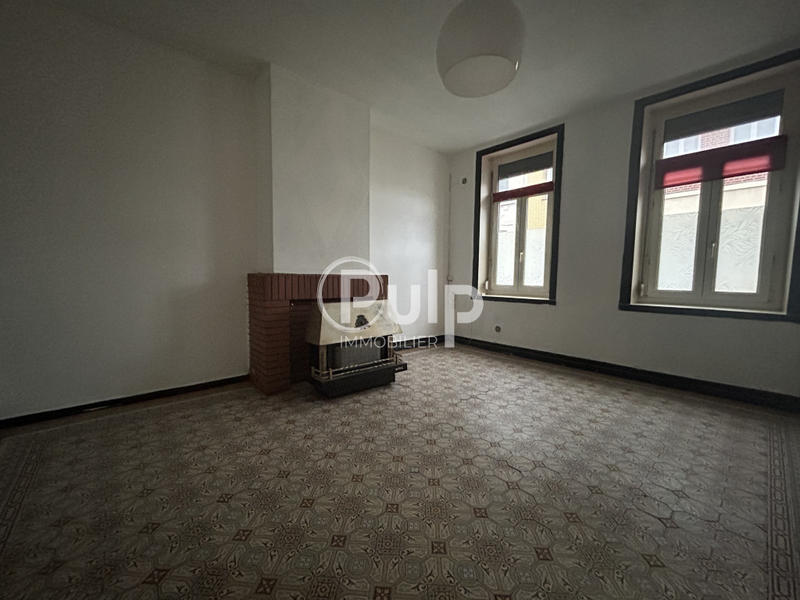 Maison - 80 m² - 5 pièces