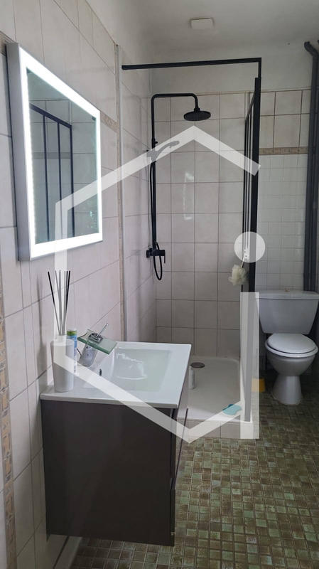 Maison - 200 m² - 7 pièces