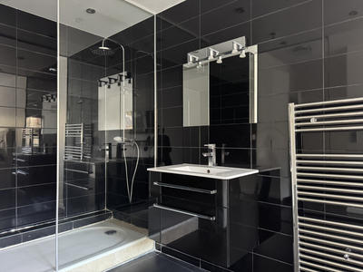 Appartement - 73 m² - 2 pièces