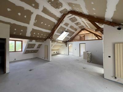 Maison - 260 m² - 10 pièces