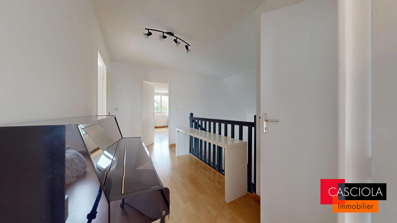 Maison - 166 m² - 7 pièces