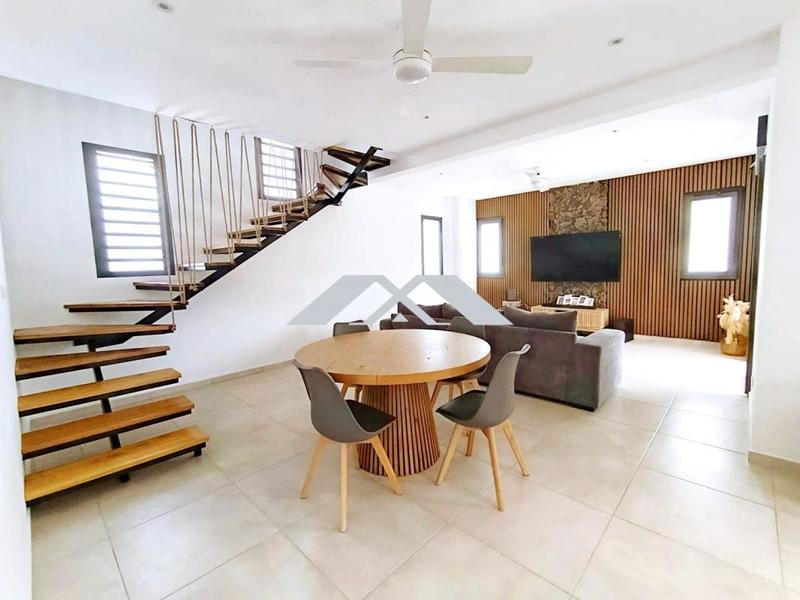 Villa - 115 m² - 5 pièces