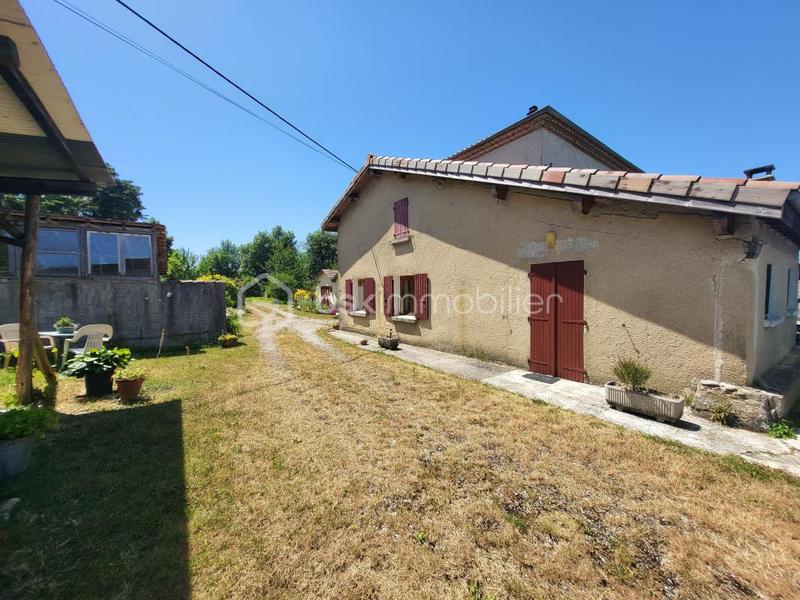 Corps de ferme - 197 m² - 8 pièces