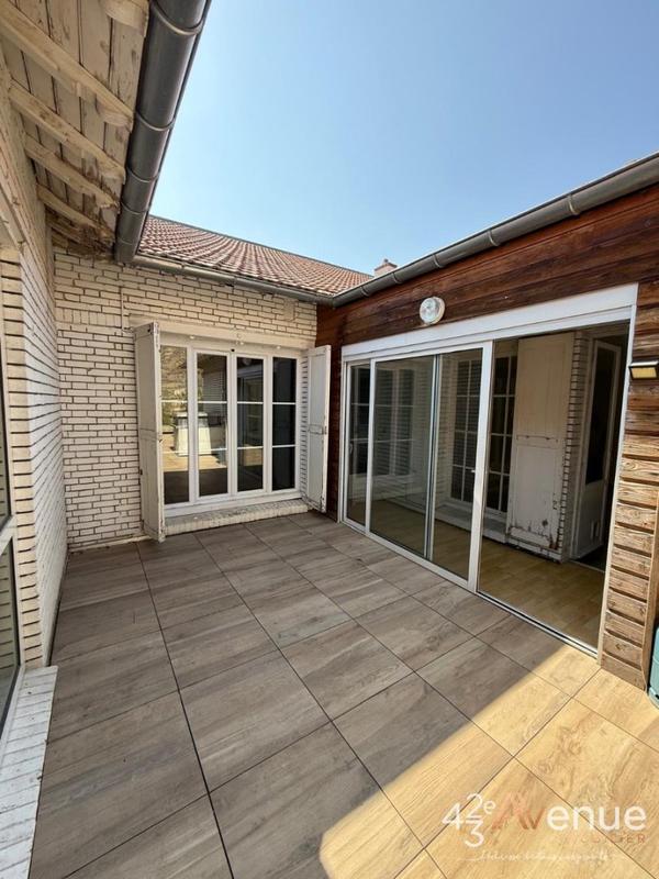 Appartement - 166 m² - 6 pièces