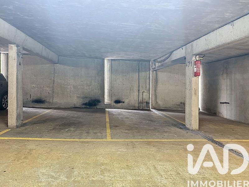 Parking - 13 m²