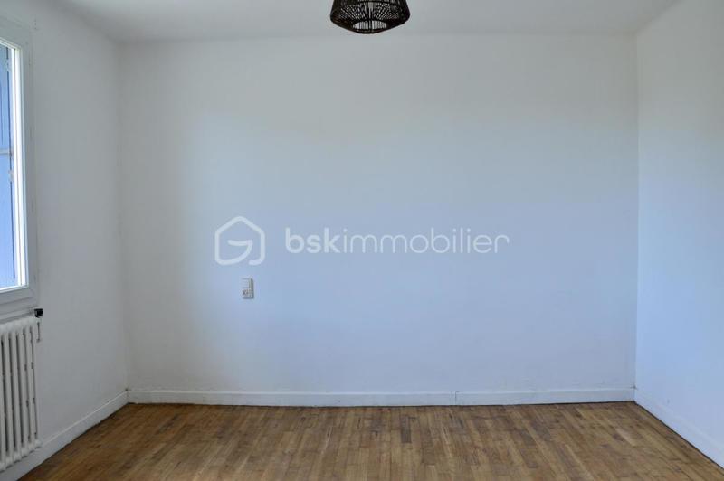 Maison traditionnelle - 90 m² - 5 pièces