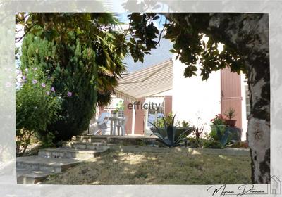 Maison - 200 m² - 6 pièces