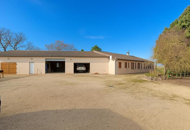 Pavillon - 173 m² - 7 pièces