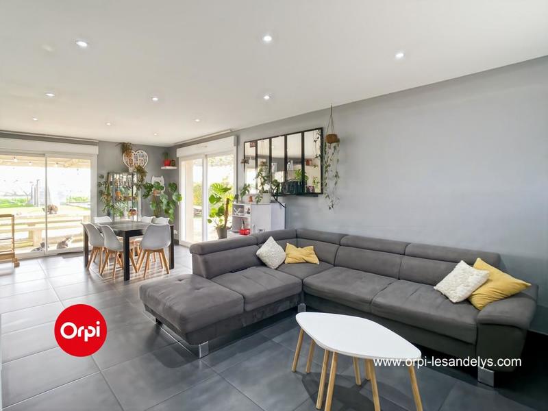 Maison - 90 m² - 6 pièces