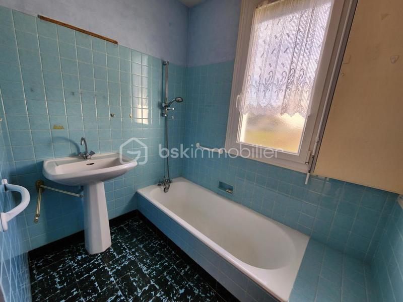 Maison traditionnelle - 78 m² - 4 pièces