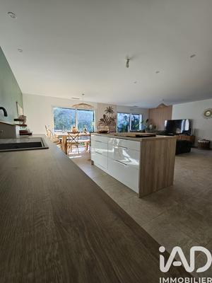 Maison - 106 m² - 4 pièces