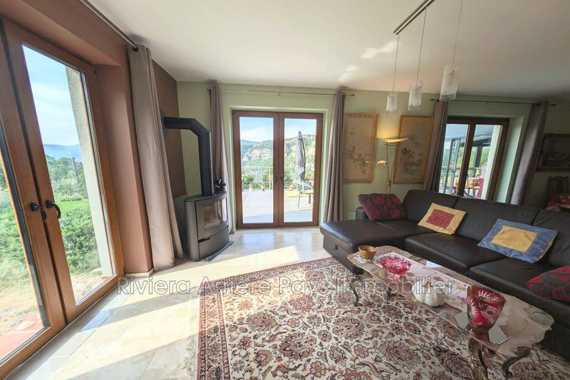 Maison - 142 m² - 5 pièces