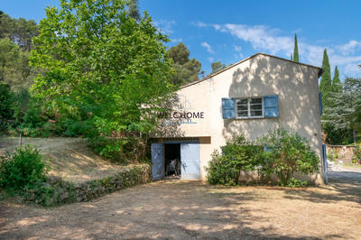 Maison - 200 m² - 8 pièces