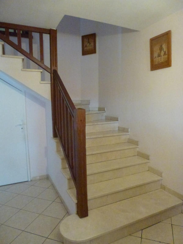 Maison - 180 m² - 6 pièces