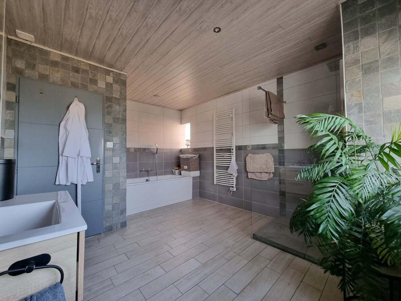 Maison - 134 m² - 6 pièces