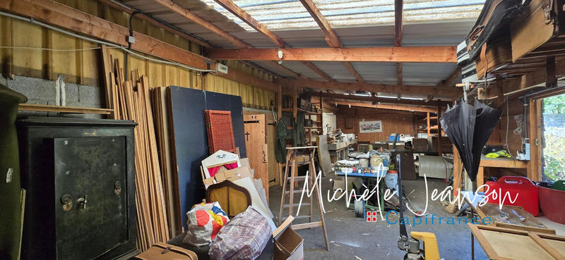 Local d'activité / Entrepôt - 213 m² - 3 pièces