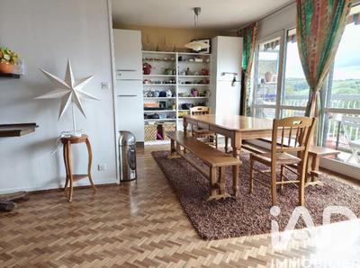 Appartement - 125 m² - 6 pièces